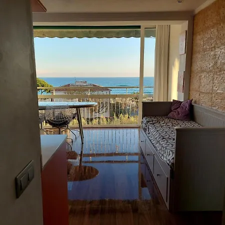Apartment Ocean Views And Garage Near Bcn Sant Vicenc de Montalt
