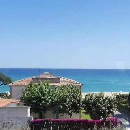 Apartment Ocean Views And Garage Near Bcn Sant Vicenc de Montalt
