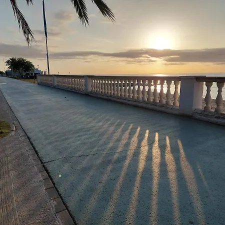 Vistas Al Mar Y Garaje Cerca De Bcn